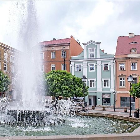 Rynek No 3 Apartment Walbrzych Bagian luar foto
